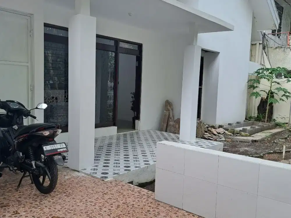 Rumah pusat kota  Jl Ngagel Jaya Utara Jalan kembar Strategis Usaha Selesai direnof