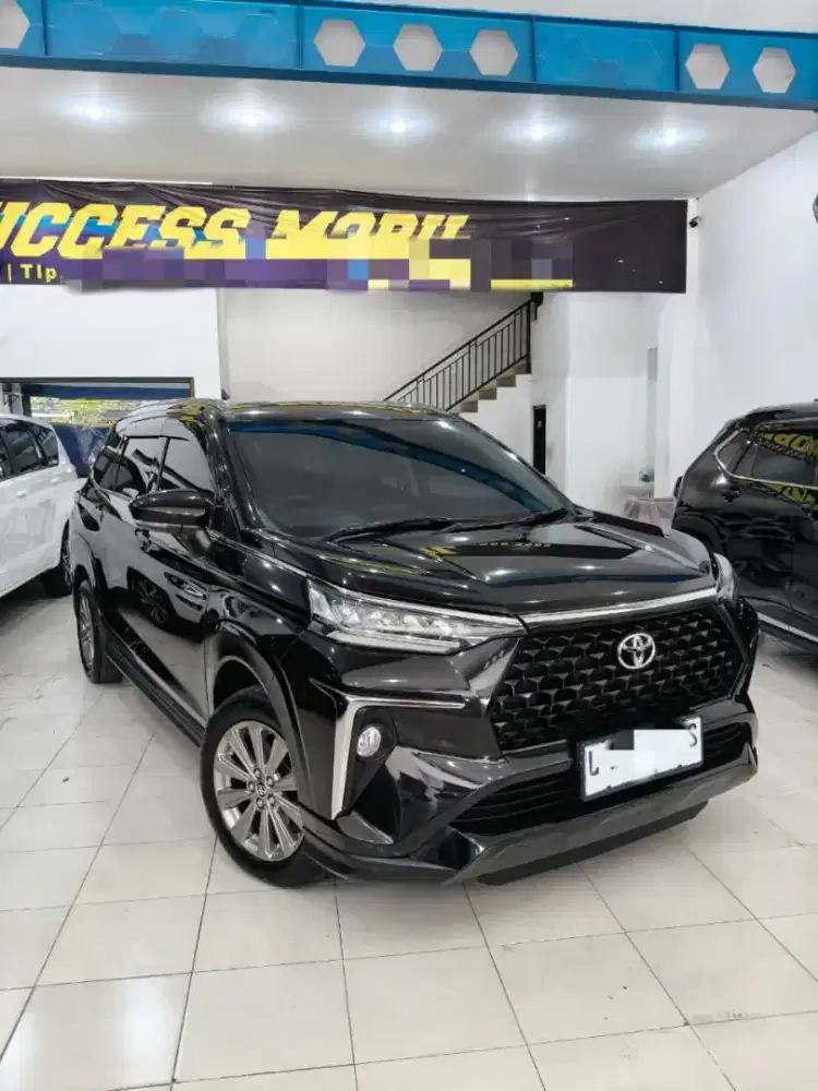 Toyota Avanza Veloz 1.5 Matic 2022 Hitam Low KM