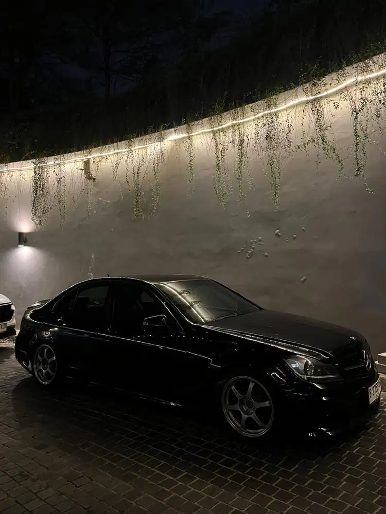 Mercedes Benz C200 2013