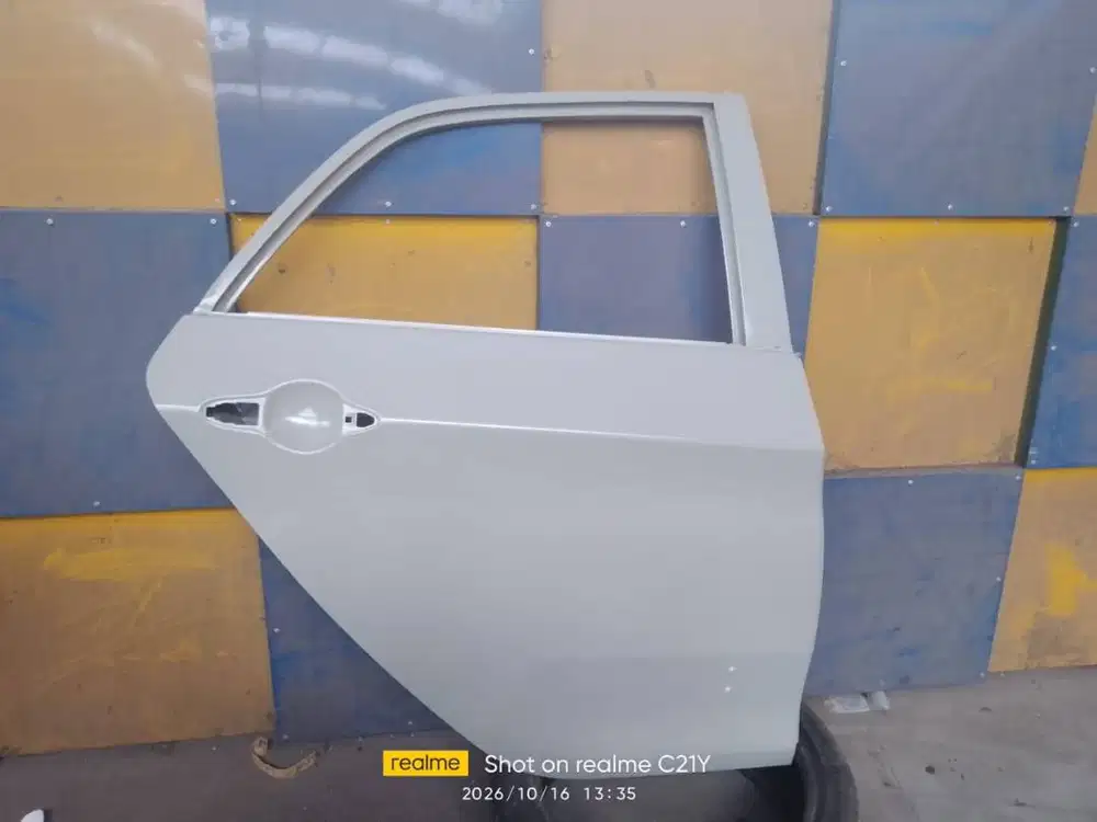 Pintu belakang kanan ( Picanto 2011 s/d 2017 )