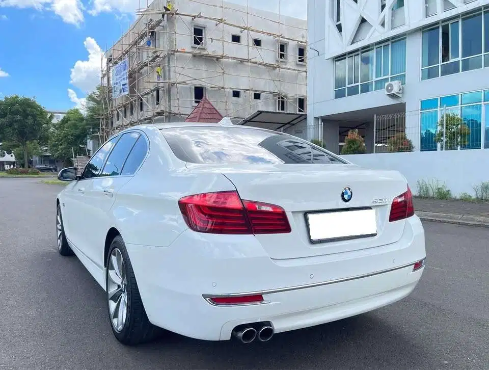 BMW F10 520i Luxury LCI 2014