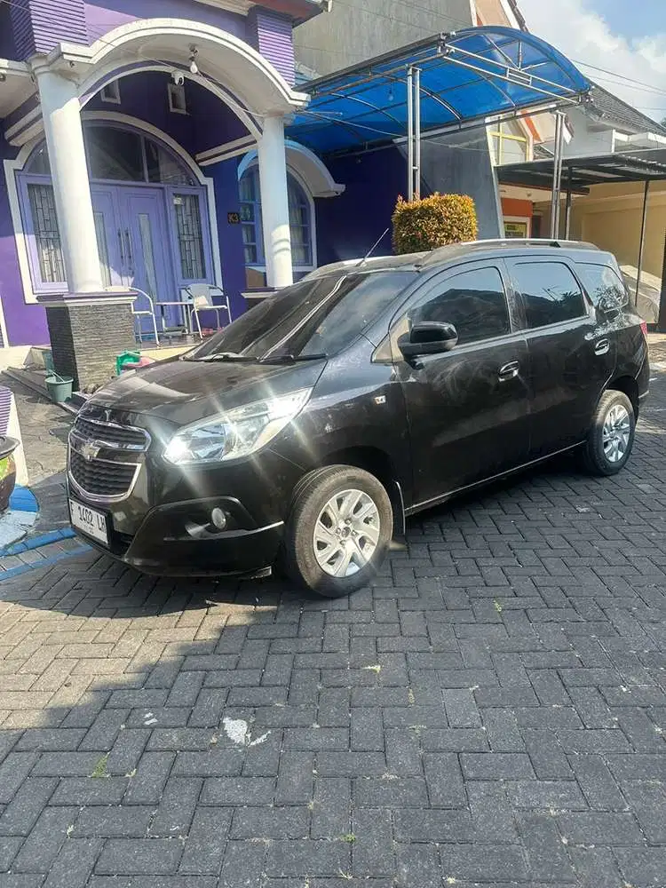 Chevrolet Spin 2014 Bensin