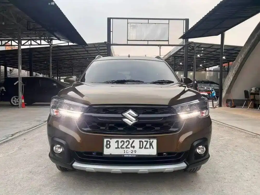 Jual Suzuki XL7 Beta 2024 Matic KM Rendah Servis Resmi