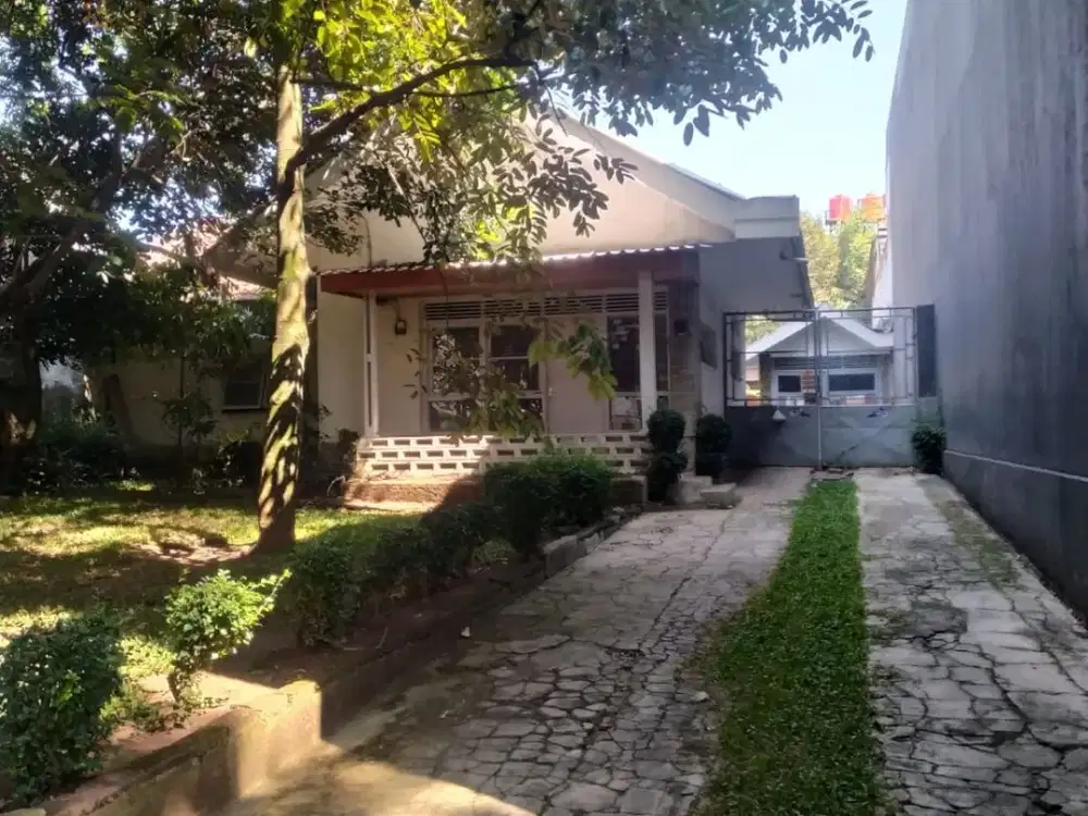 Harga Murah, Rumah Belanda Klasik di Sayap Dago Bandung