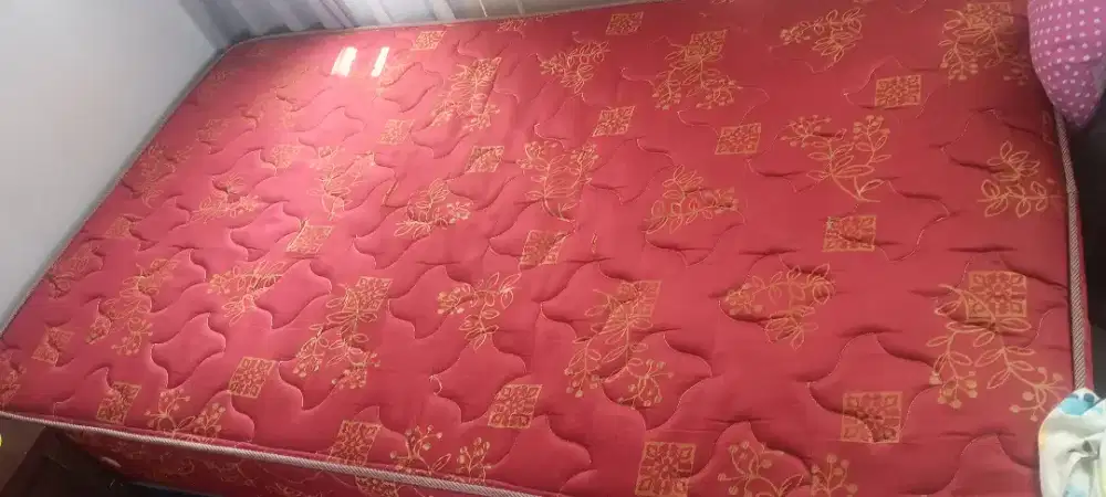 Dijual murah kasur 500 ribu sudah dapat 2 ya merah dan biru