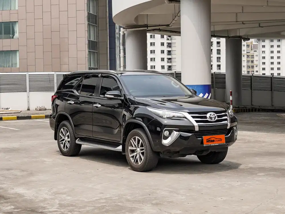 Toyota Fortuner 2.4 VRZ 4x2 AT

Th 2016