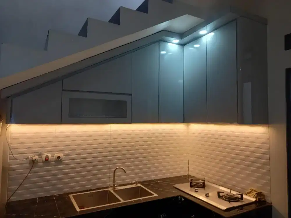 Kabinet atas minimalis