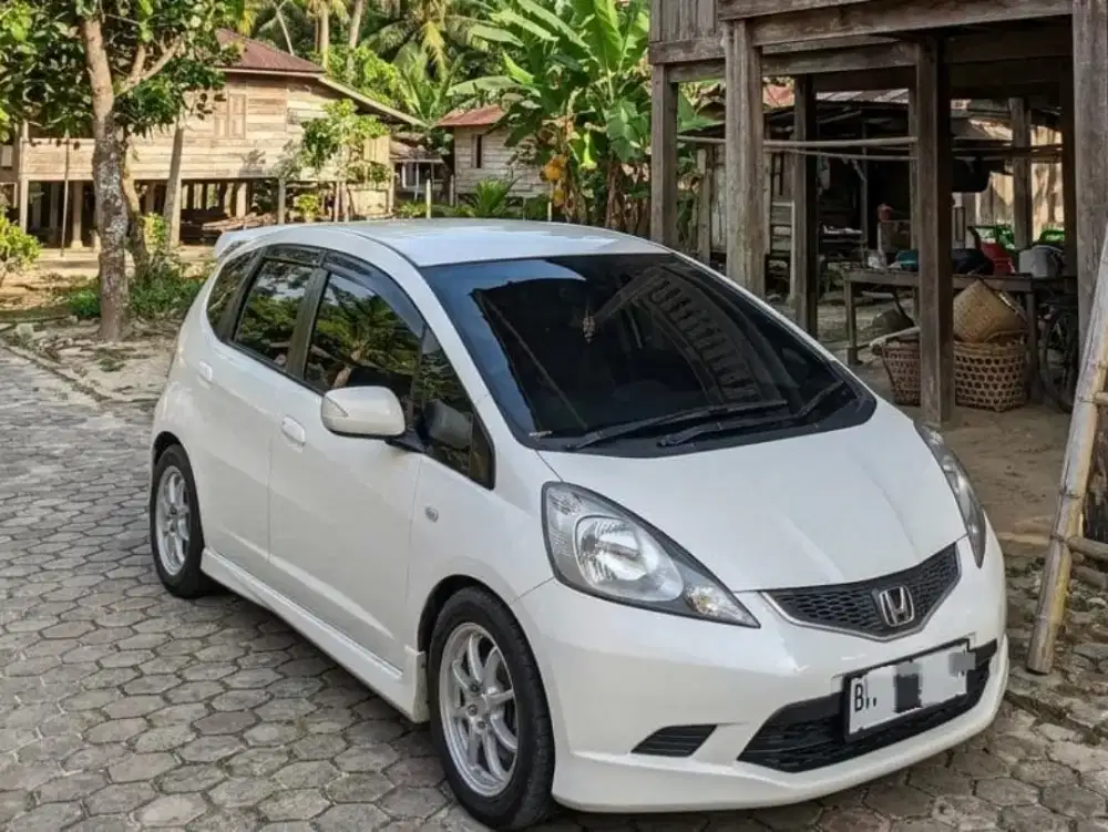 2009 Honda jazz 1.5 S manual