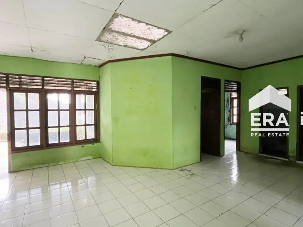 DIJUAL RUMAH DI SOLO NUSUKAN DEKAT KAMPUS UNISRI