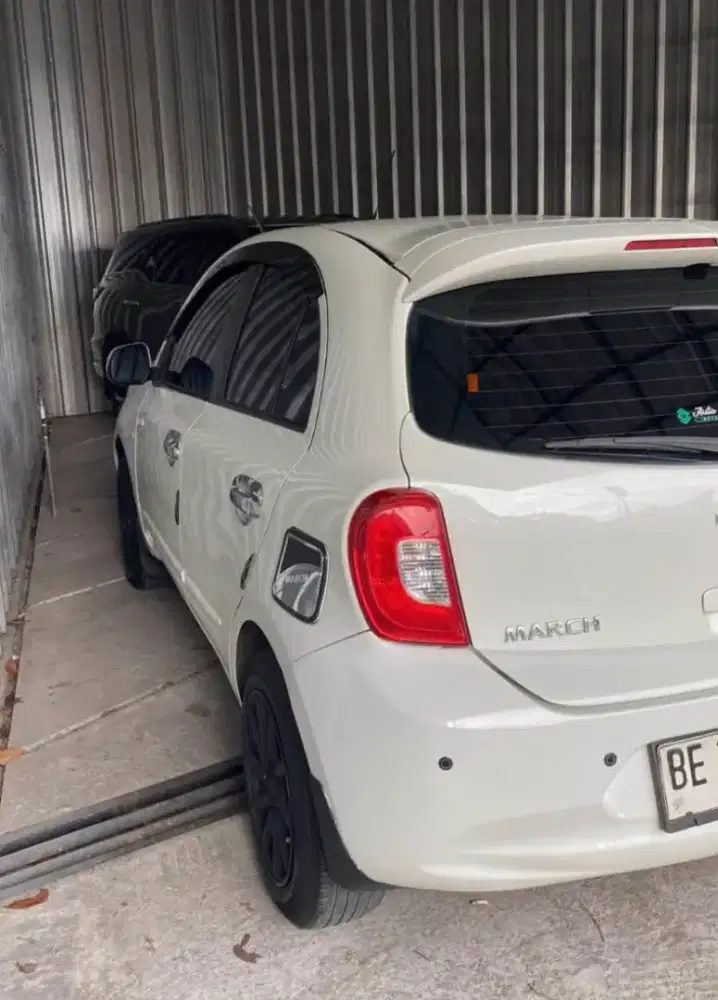 Nissan March type XS keyless CBU manual