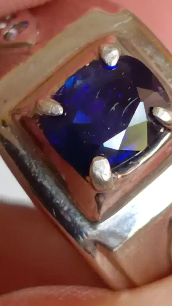 Blue sapphire warna royal Sri Lanka