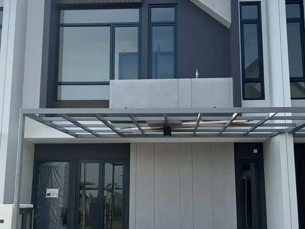 Dijual rumah 2 lantai di Cluster Nismara Harapan Indah Bekasi