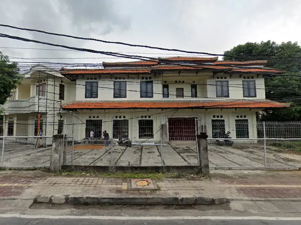 Gedung Kantor 2 Lantai Disewakan di Bypass Pesanggaran, Bali