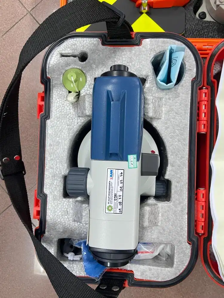 Total Station dan Auto Level