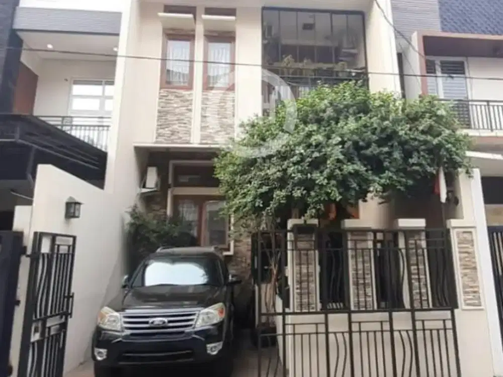 Rumah di Kelapa Nias Kelapa Gading Jakarta Utara Sudah Tinggi Dari Jalan