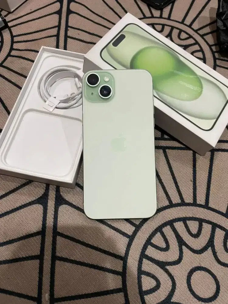 iPhone 15 plus 128gb inter