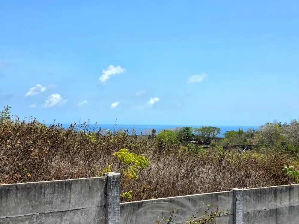 Tanah Pemandangan Laut Zona Pariwisata di Pantai Pandawa