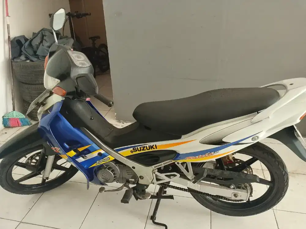 satria hiu 2004 dari baru tgn 1.