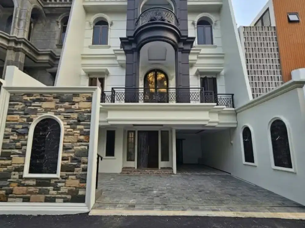 Dijual Rumah Brand New 3.5 Lantai di Area Kebagusan