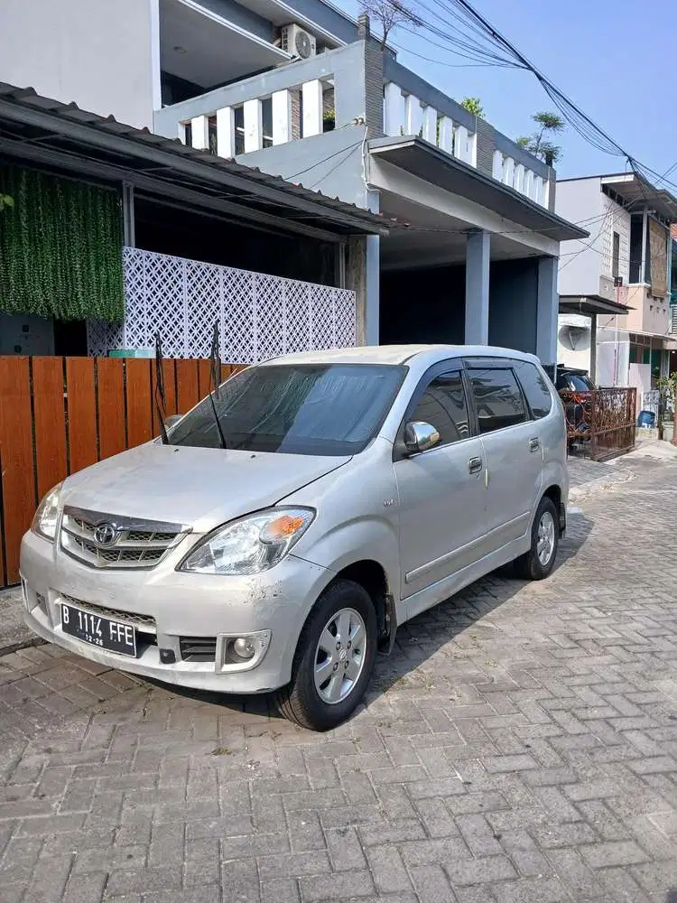 Toyota Avanza 2009 Bensin