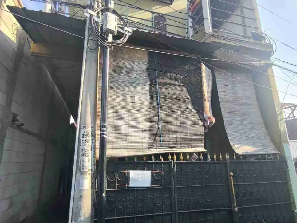 Dijual via lelang rumah di Bulak Surabaya