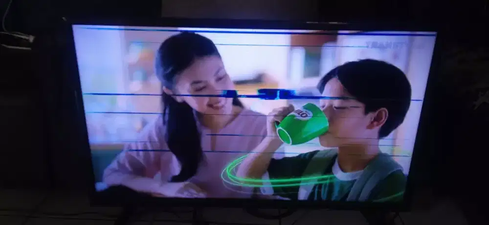 Di jual TV Panasonic 32' + set top box