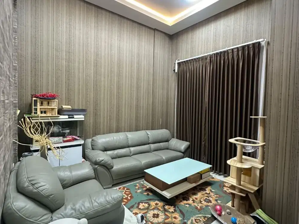 Dijual rumah pik 1 hadap barat laut shm ada karoke room siap huni bisa survey dan nego