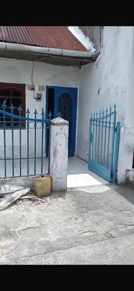 OPER SEWA RUMAH PETAK 1 Lantai inti kota. 12 Juta nego