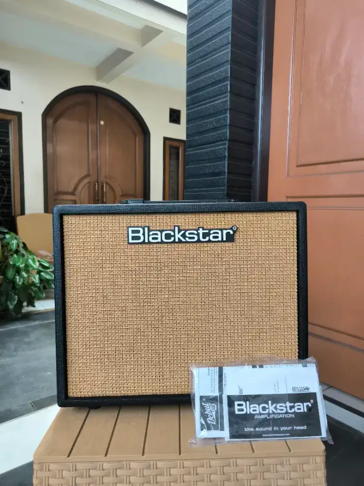 Ampli Gitar Blackstar Debut 50R 50 Watt