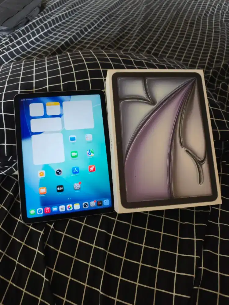 Ipad Air 6 11 inch(M2) 256gb wifi inter baca deskripsi bisa tt hp9