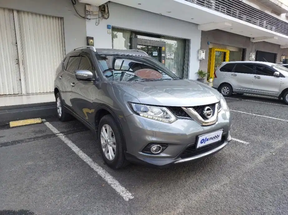 DP MURAH Nissan X-Trail 2.0 Bensin-AT 2017  C2FOB