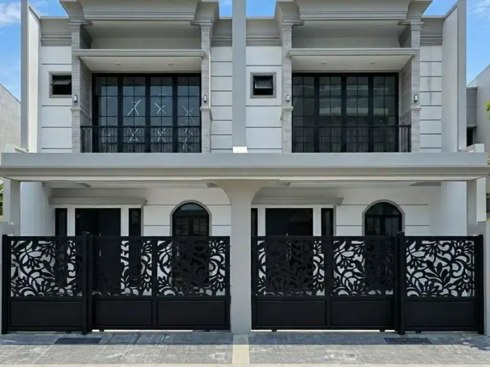 Rumah New American di Sutorejo Prima. Jalan lebar row 3.5 mobil. Bonus free tandon dan pompa