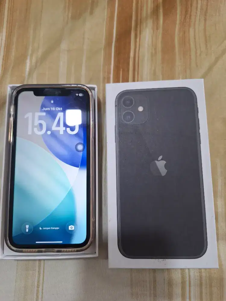 Iphone 11 kondisi ok