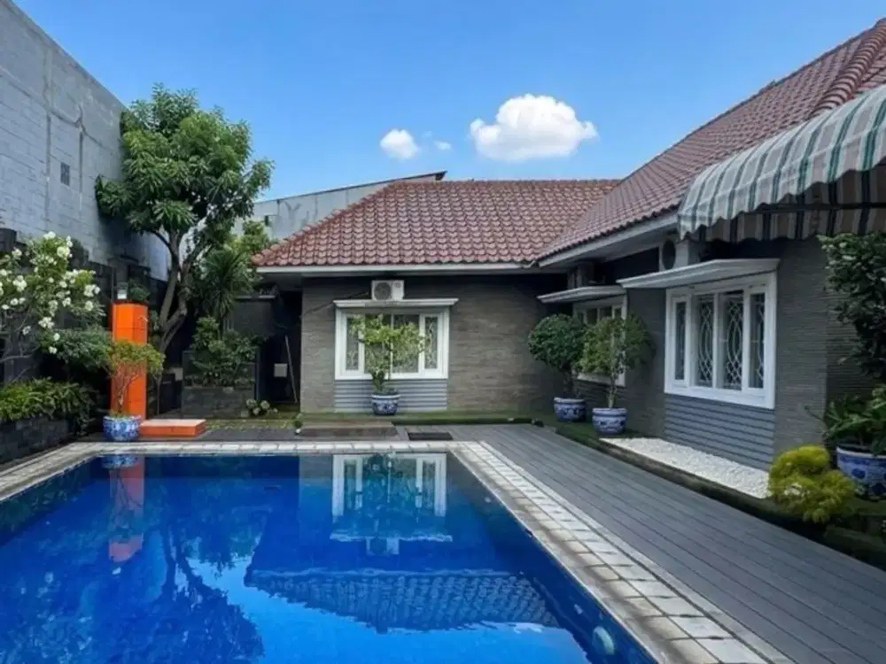 Rumah Dijual Duren Tiga Jakarta Selatan, LT 1.278 m², Ada Kolam Renang & Kamar Kost