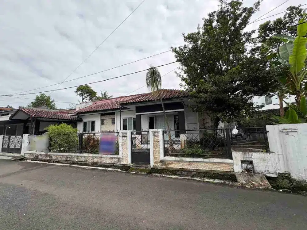 Rumah di Komplek Cikutra Dekat Gor Citra Lokasi Strategis