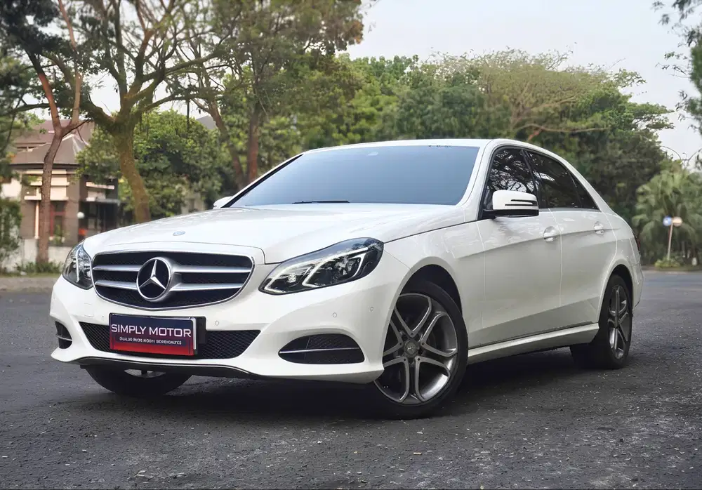 [46rb KM] MERCEDES BENZ E250 AVANTGARDE 2.0 W212 2015