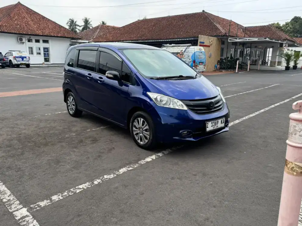 Honda Freed 2013 type SD