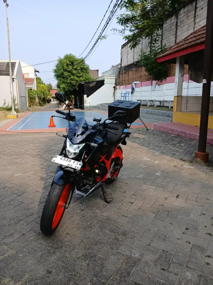 Dijual cb 150 r modif touring