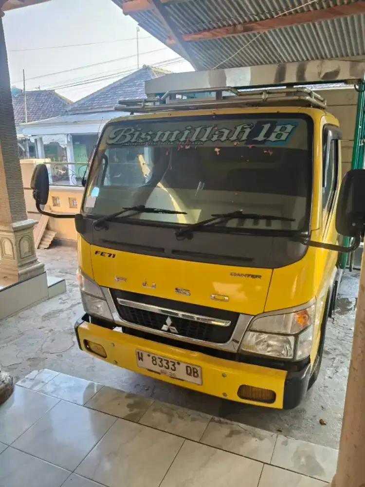 DIJUAL CANTER ENGKEL TAHUN 2025