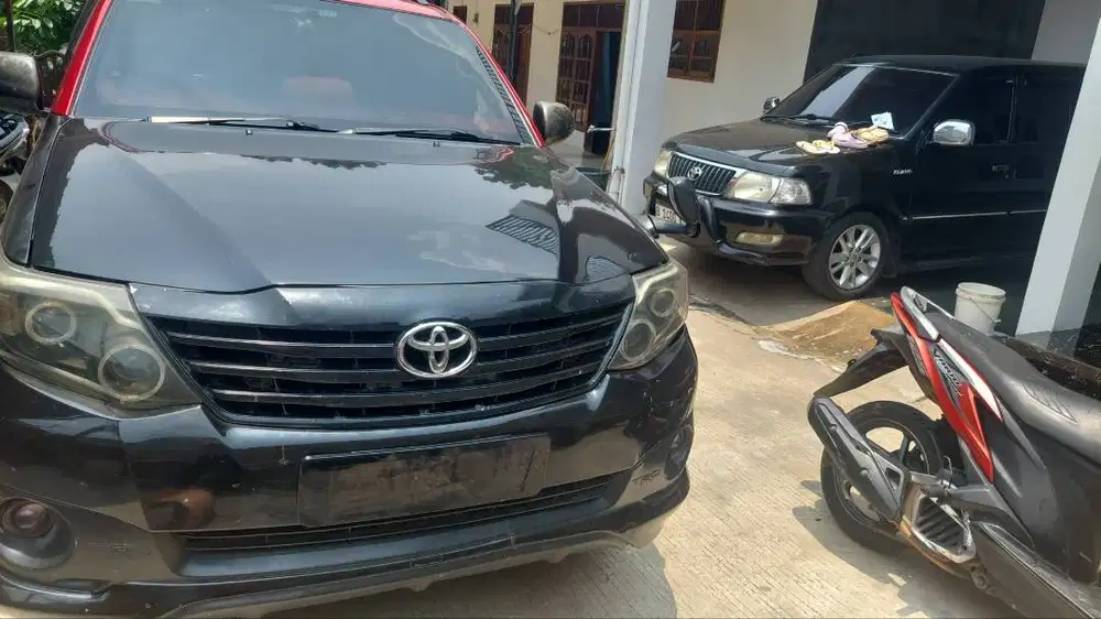 Di jual atas nama tangan pertama FORTUNER VNT 2012