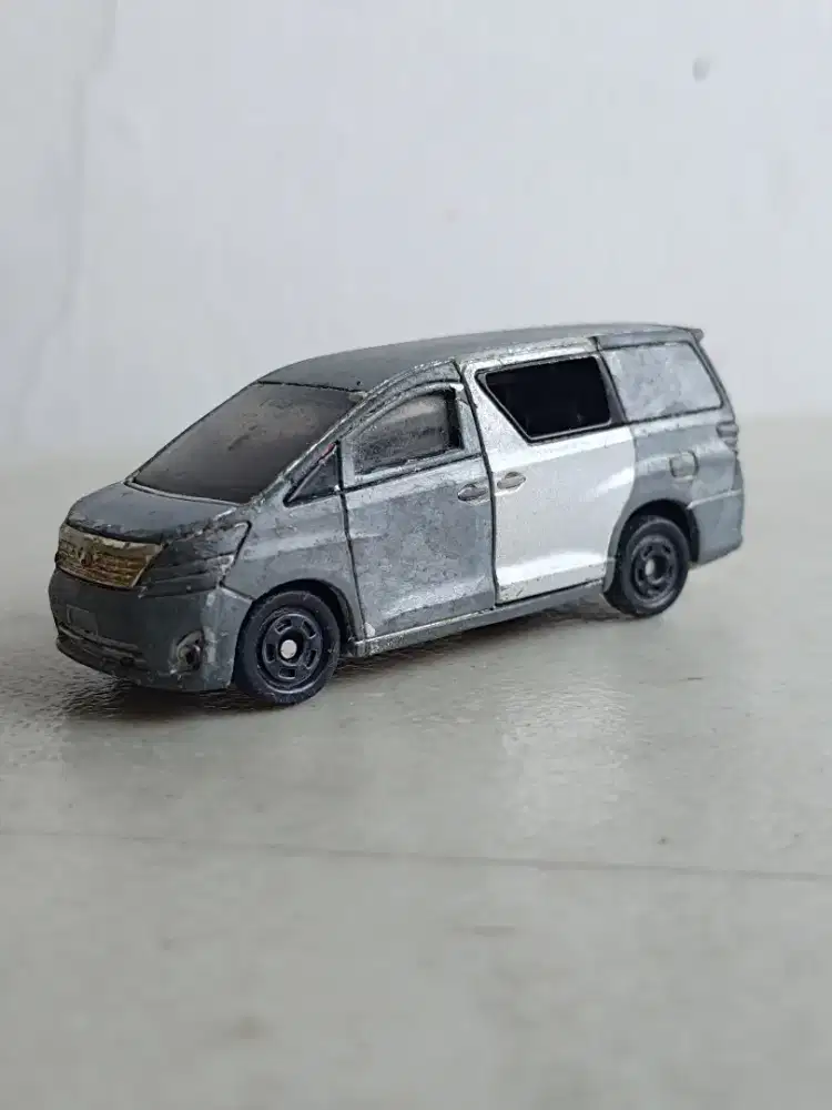 Tomica Toyota Vellfire No.48 2009 Silver Takara Tomy