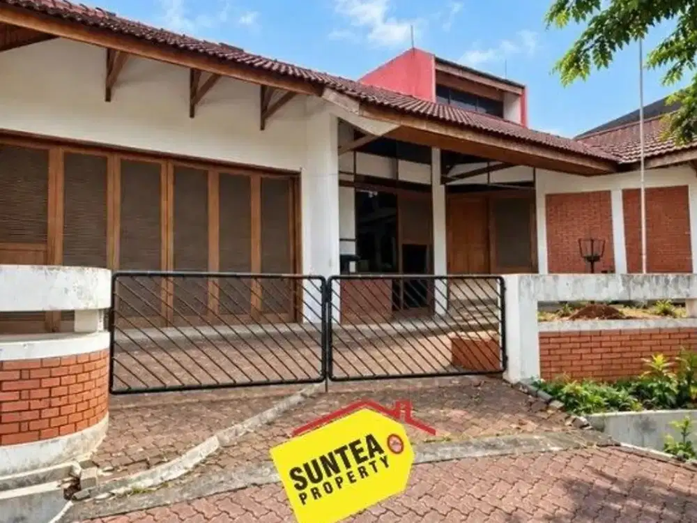 Dijual Rumah Terawat Luas Besar LT 693 m2 Lokasi Favorit Bintaro Sektor 1 Tangerang Selatan Negoo
