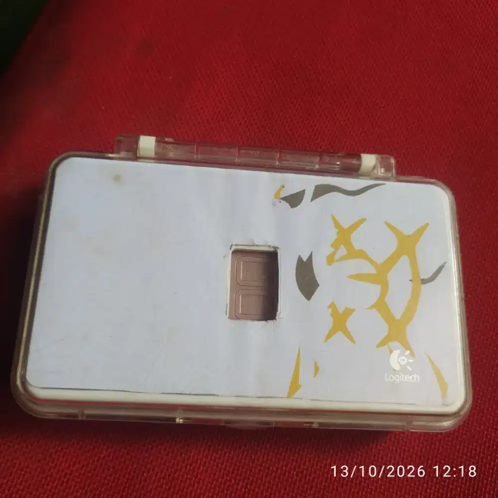 Nintendo DS lite rose metalik bonus Catrid Zelda ORI versi korea