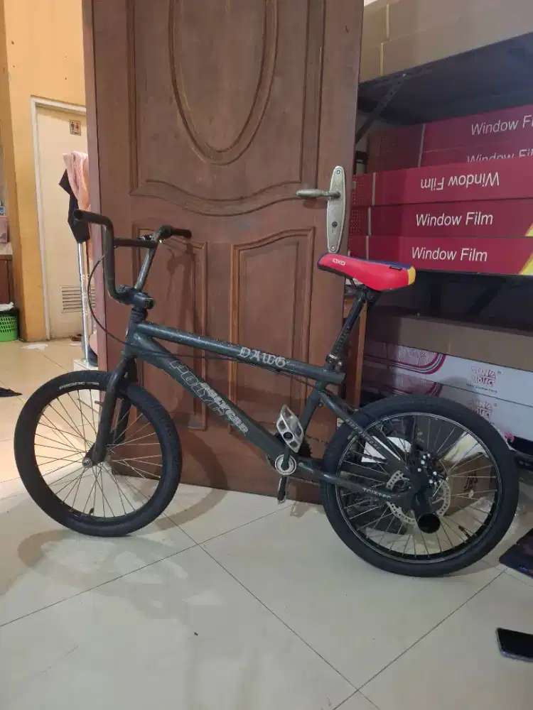 Sepeda bmx Polygon 20inch