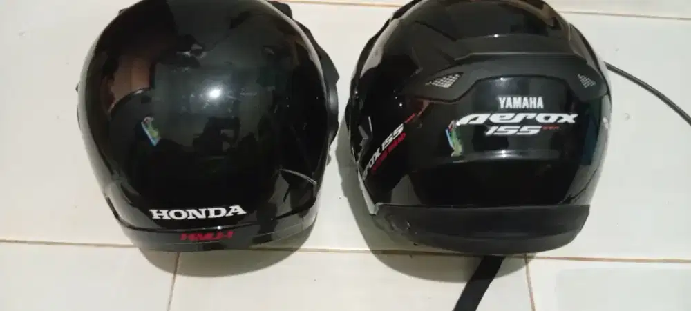 Dijual Helm 2 Buah