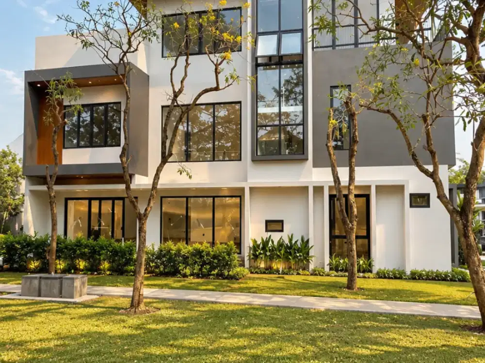 Rumah Mewah Foresta Giardina BSD - Hoek Taman Selatan Barat - 3 Lantai