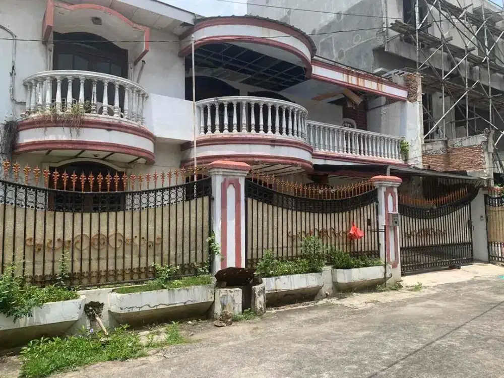 Dijual super murah harga BU rumah lama di kelapa gading