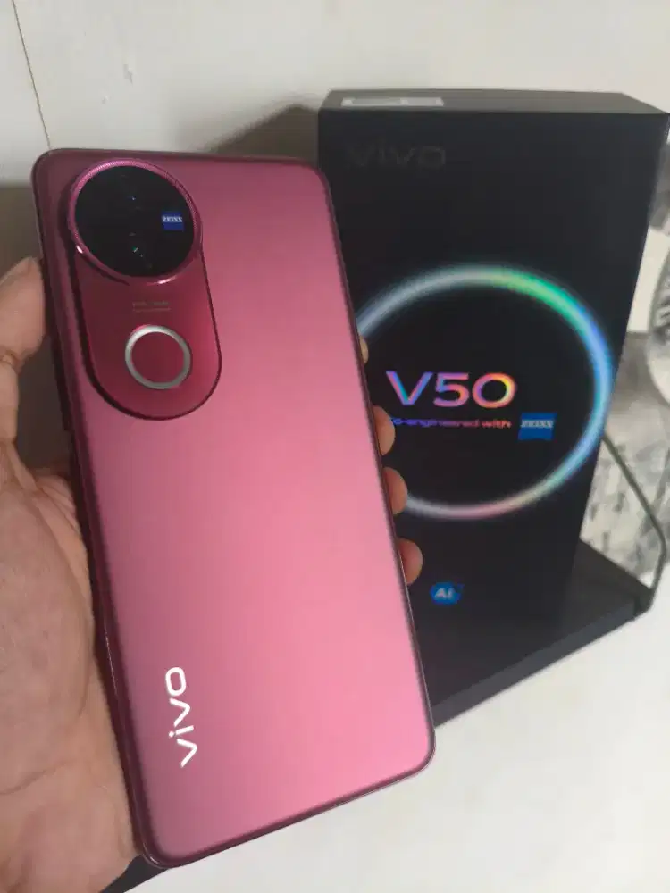 VIVO V50 5G 12/256 GB