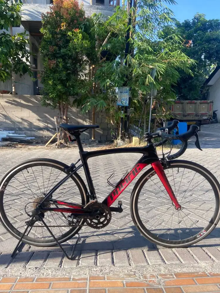 Sepeda Balap Roadbike Pacific Primum 3.3