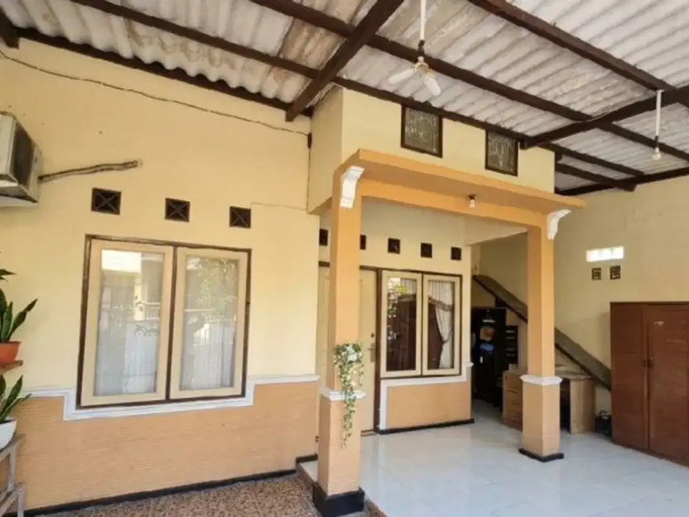 Rumah Cantik Puri Teratai Regency Sidoarjo GMK04268